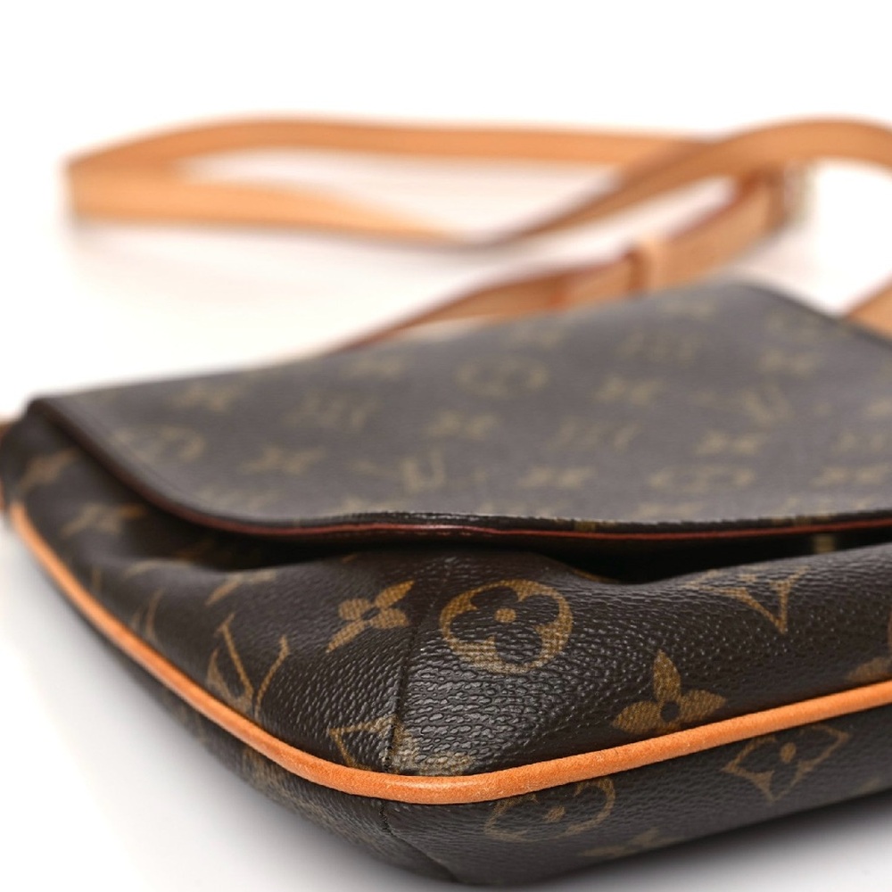 LOUIS VUITTON
Monogram Musette Salsa Long Strap - Picture 5 of 7